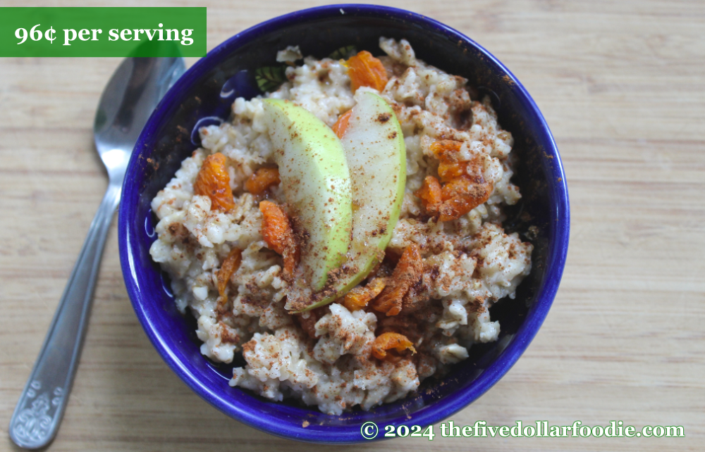 Oatmeal with Apple and Apricots